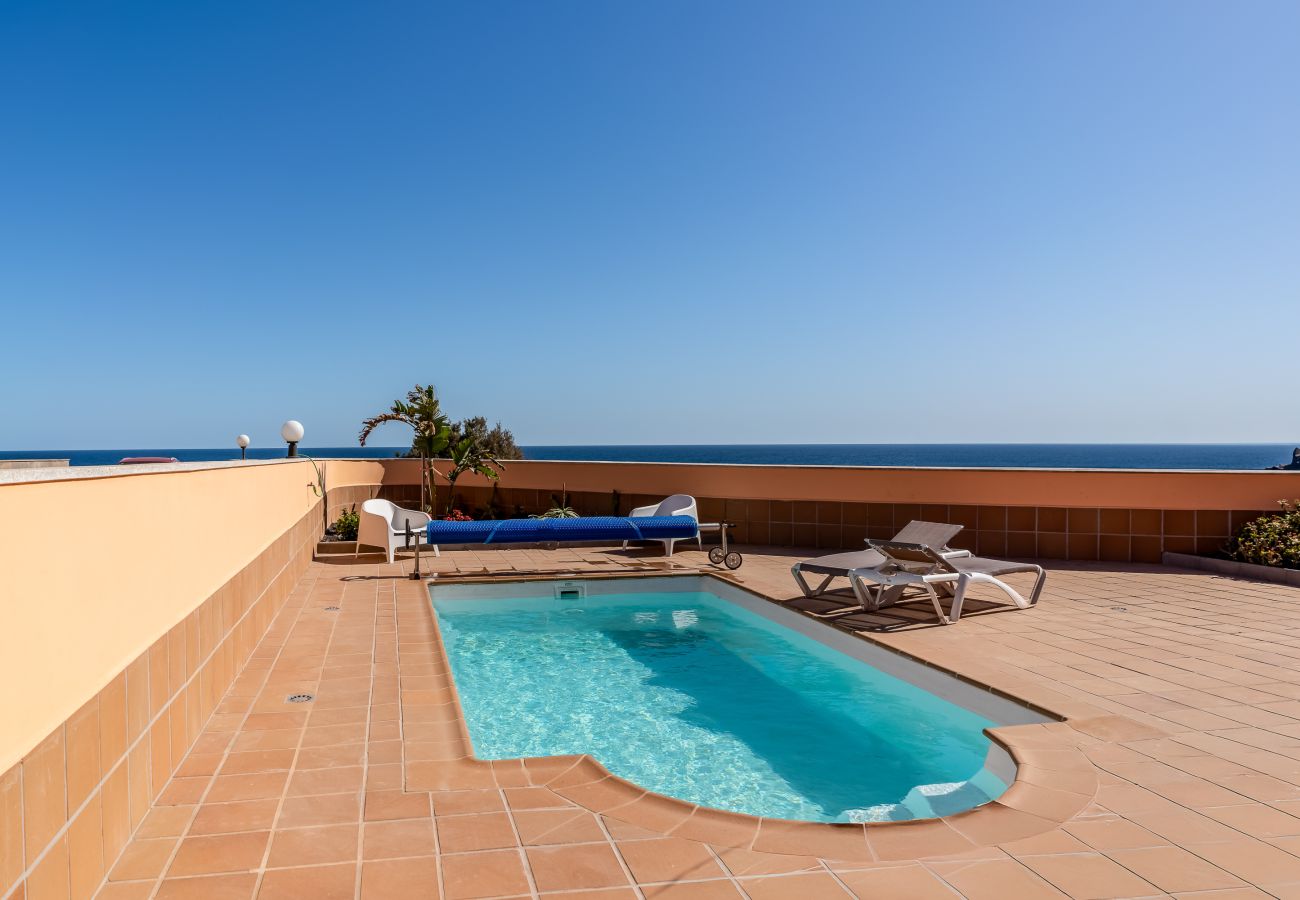 Villa in Costa de Antigua - Villa Atlantica - Cliffside Retreat