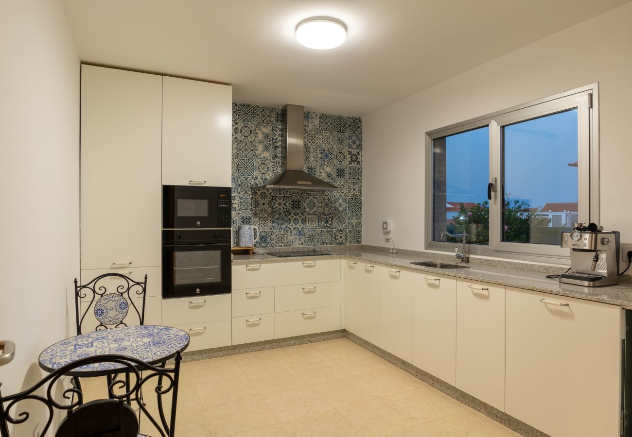 Villa in Costa de Antigua - Villa Skawi