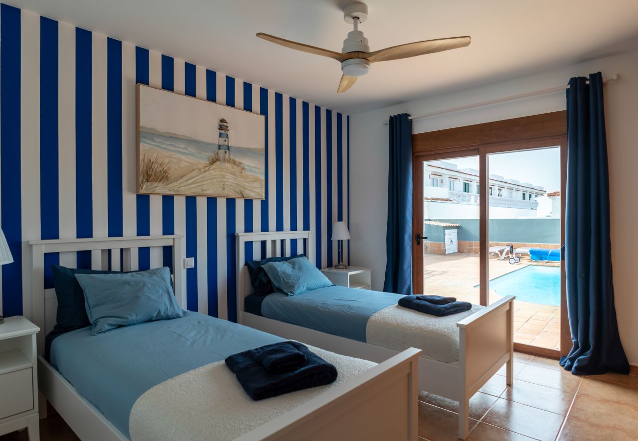 Villa in Costa de Antigua - Villa Skawi